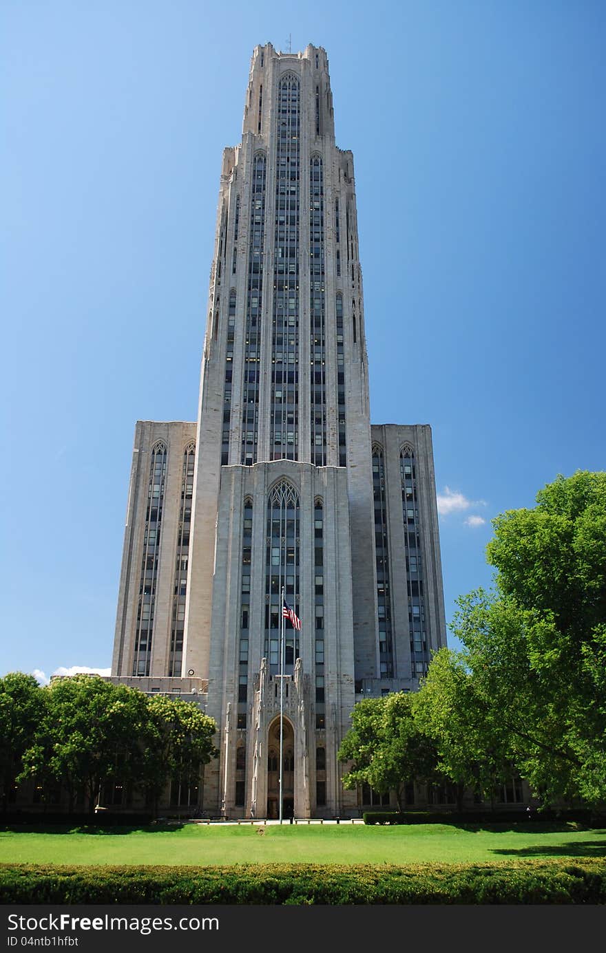 Educational building Cathedral of Learning on the University of Pittsburgh campus.