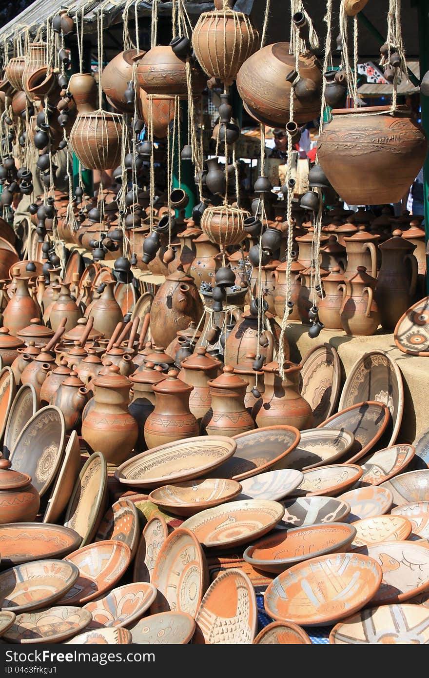 Earthenware in the market