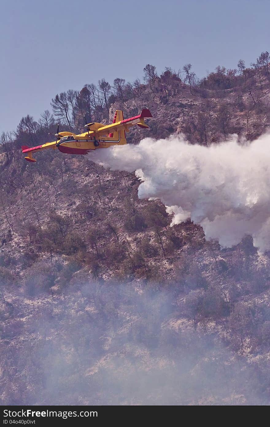 Aircraft firefighting in action