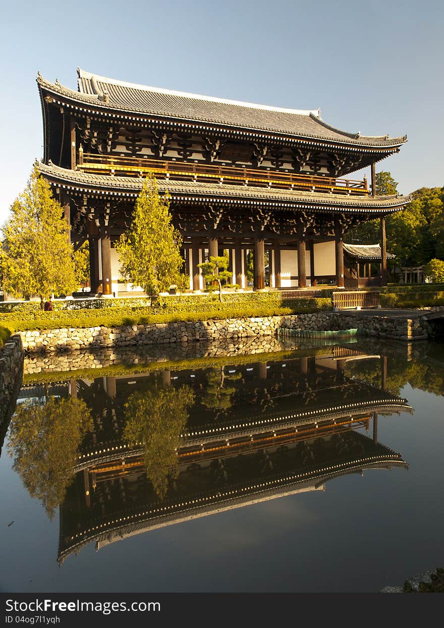 Sanmon Gate, The National Treasure of Japan in Tofukuji Temple, Kyoto, Japan. Sanmon Gate, The National Treasure of Japan in Tofukuji Temple, Kyoto, Japan