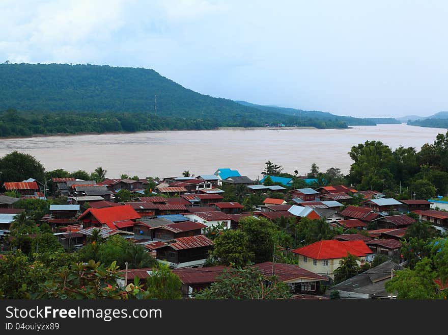 Views of Khong Chiam