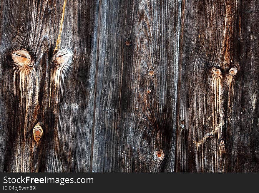 The nice structure on an old wooden board