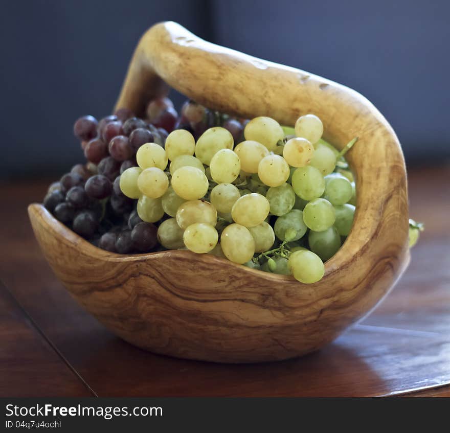 Grapes in a wooden bowl