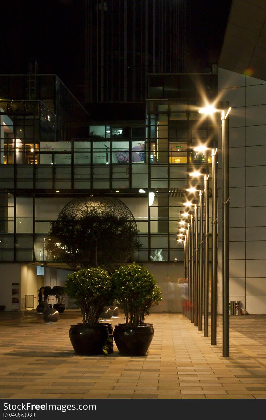 This photo is taken at the Sanlitun, Beijing, and It shows a peaceful, quite scene. This photo is taken at the Sanlitun, Beijing, and It shows a peaceful, quite scene.