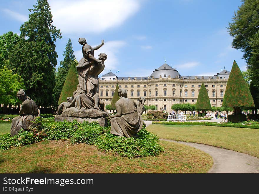 Castle residenz würzburg with palace garden