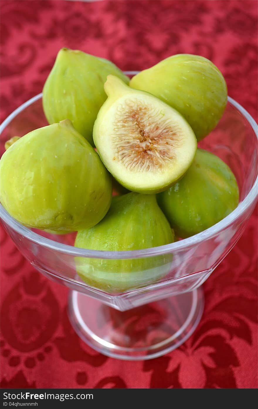 Figs in a bowl