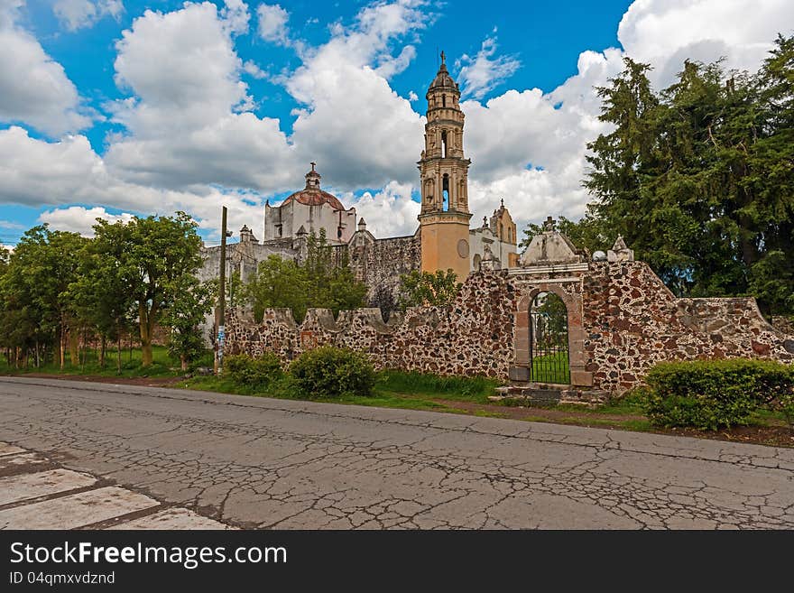 The former Convent of St. John the Evangelist is icon of the historic architecture of Teotihuacan is located just 3 km from the archaeological site, the site was built during the year 1548 and served as nucleus for the Franciscans. In his church stands a fine old tower and a steeple. Oxtotipac former convent, an important emblem of the historic architecture of Teotihuacan. It is presented as a p. The former Convent of St. John the Evangelist is icon of the historic architecture of Teotihuacan is located just 3 km from the archaeological site, the site was built during the year 1548 and served as nucleus for the Franciscans. In his church stands a fine old tower and a steeple. Oxtotipac former convent, an important emblem of the historic architecture of Teotihuacan. It is presented as a p