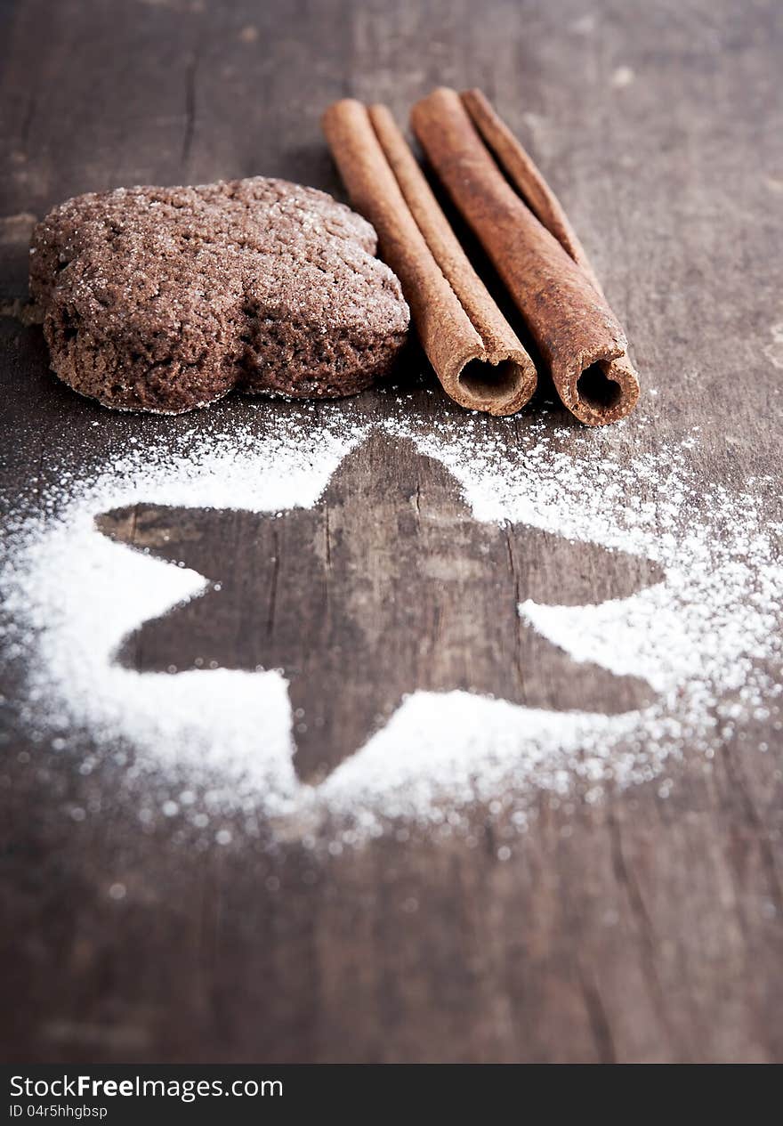 Christmas biscuits with icing sugar