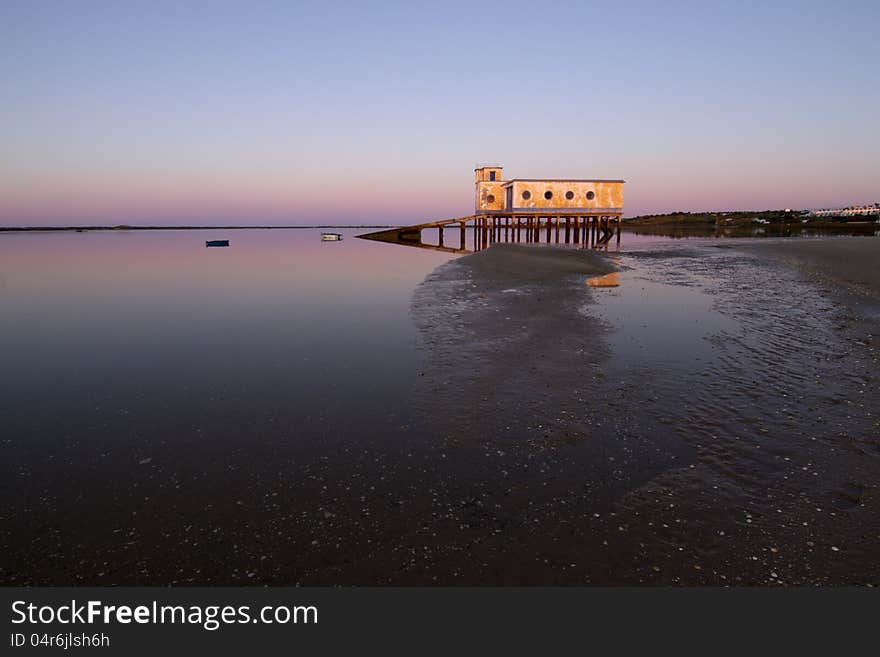 Life saver house