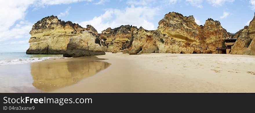 Wonderful view of a beautiful beach in the Prainha area, in the Algarve, Portugal. Wonderful view of a beautiful beach in the Prainha area, in the Algarve, Portugal.