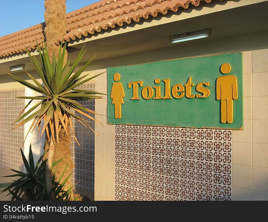 Toilets sign