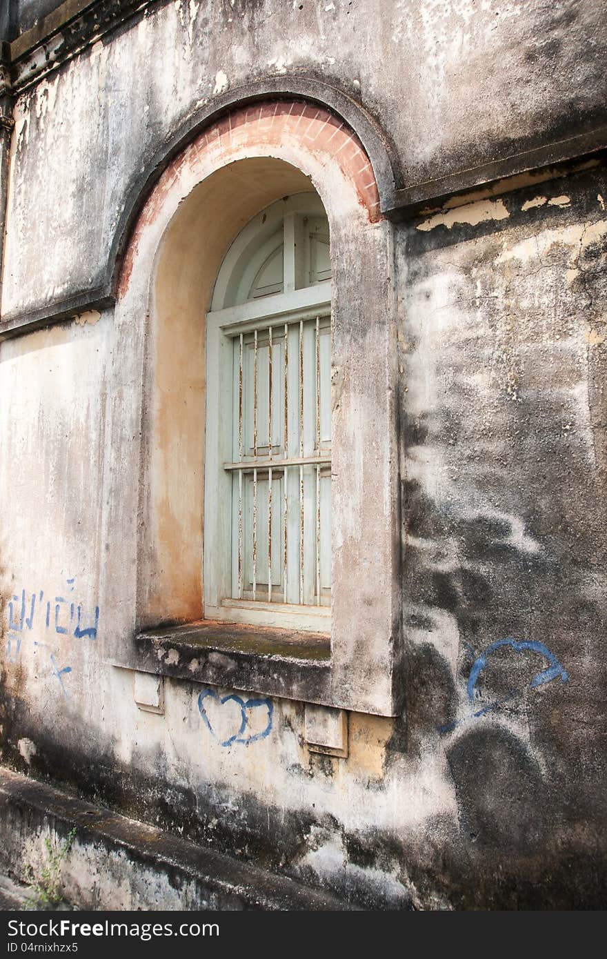 Abandoned buildings, old buildings, old antique.