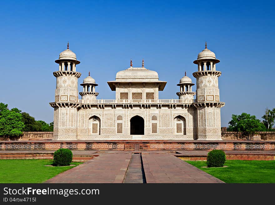 Itimad-ud-daulah, Tomb of Mizra Ghiyas beg, at sunset, Agra, Uttar Pradesh, India.