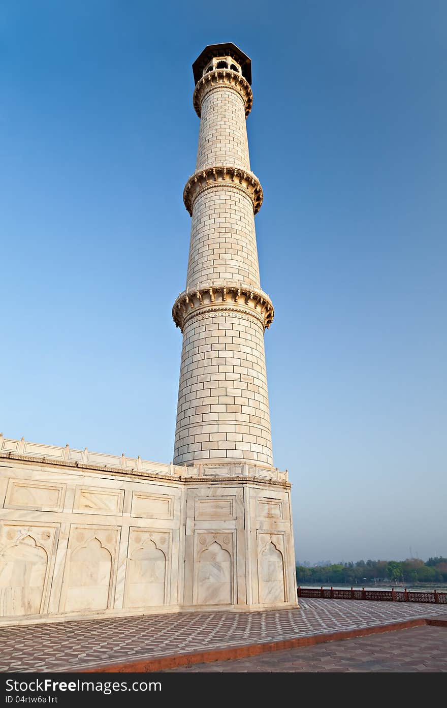 Single Taj Mahal Tower