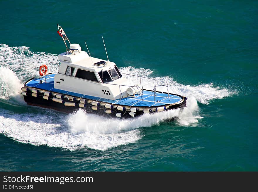 Pilot boat