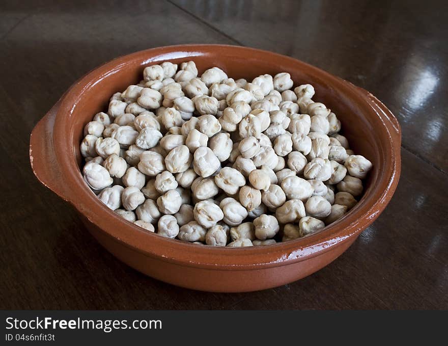 Dried Chickpeas in ceramic plate