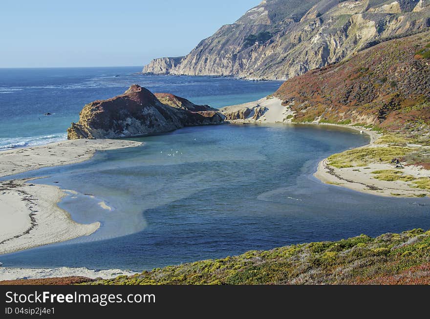 Gorgeous cliffs at Big Sur ocean beach