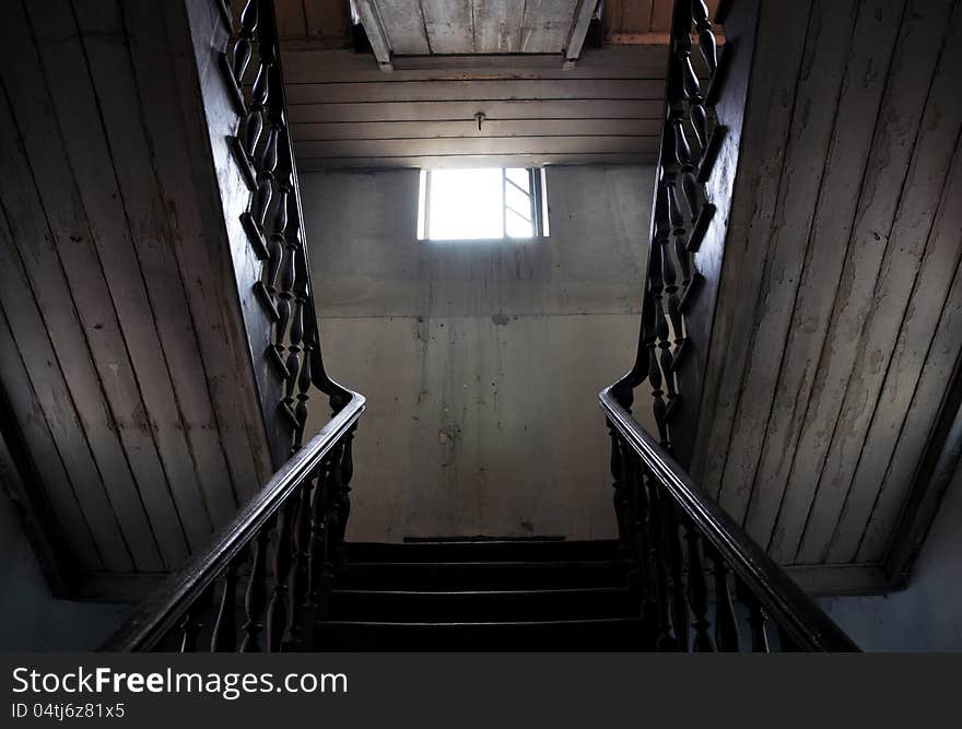 Classic staircase, high dynamic range processing