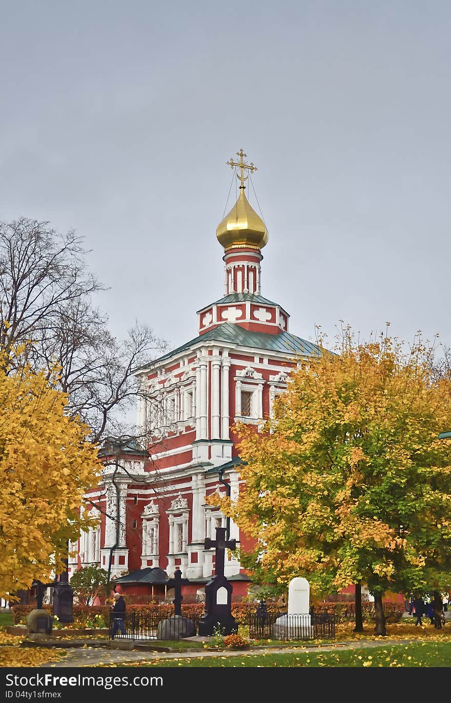 Novodevichy Convent uspensky church of a dome