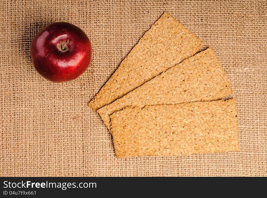 Red apple with crispbread