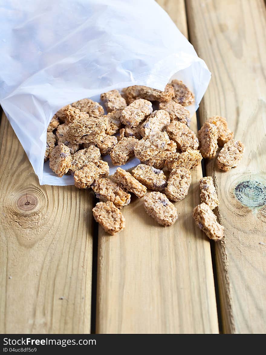 Wholegrain wheat snack