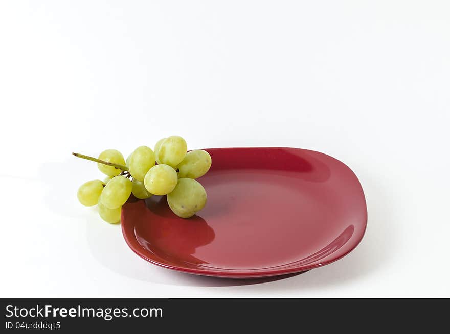 Red plate with grape set-up