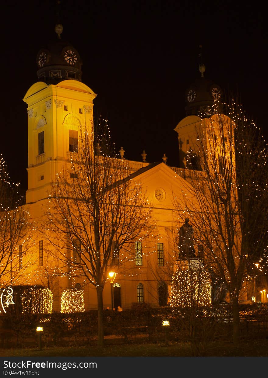 The big church of Debrecen is Christmas in illumination. The big church of Debrecen is Christmas in illumination.