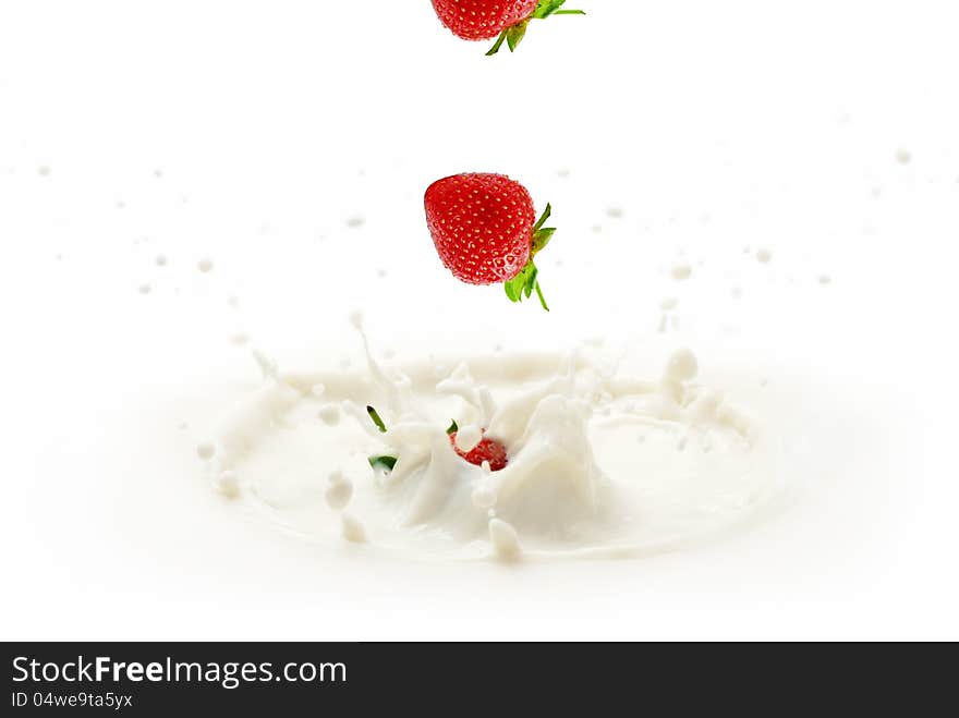 Strawberries Milk Splash