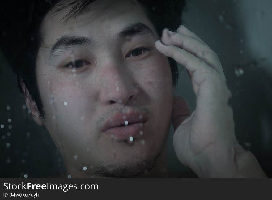 Portrait of the guy being under water