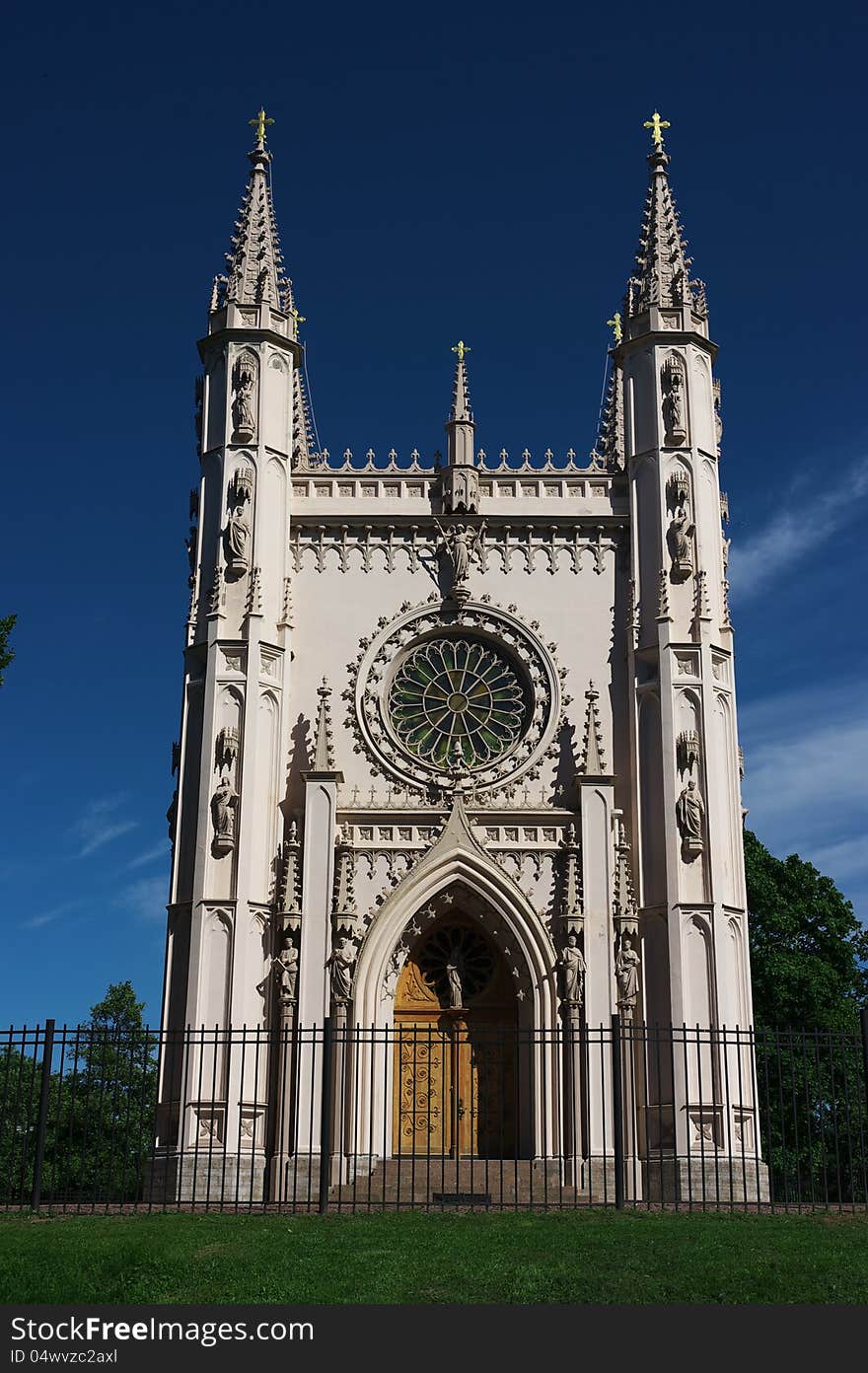 Gothic Chapel &x28;Peterhof&x29;