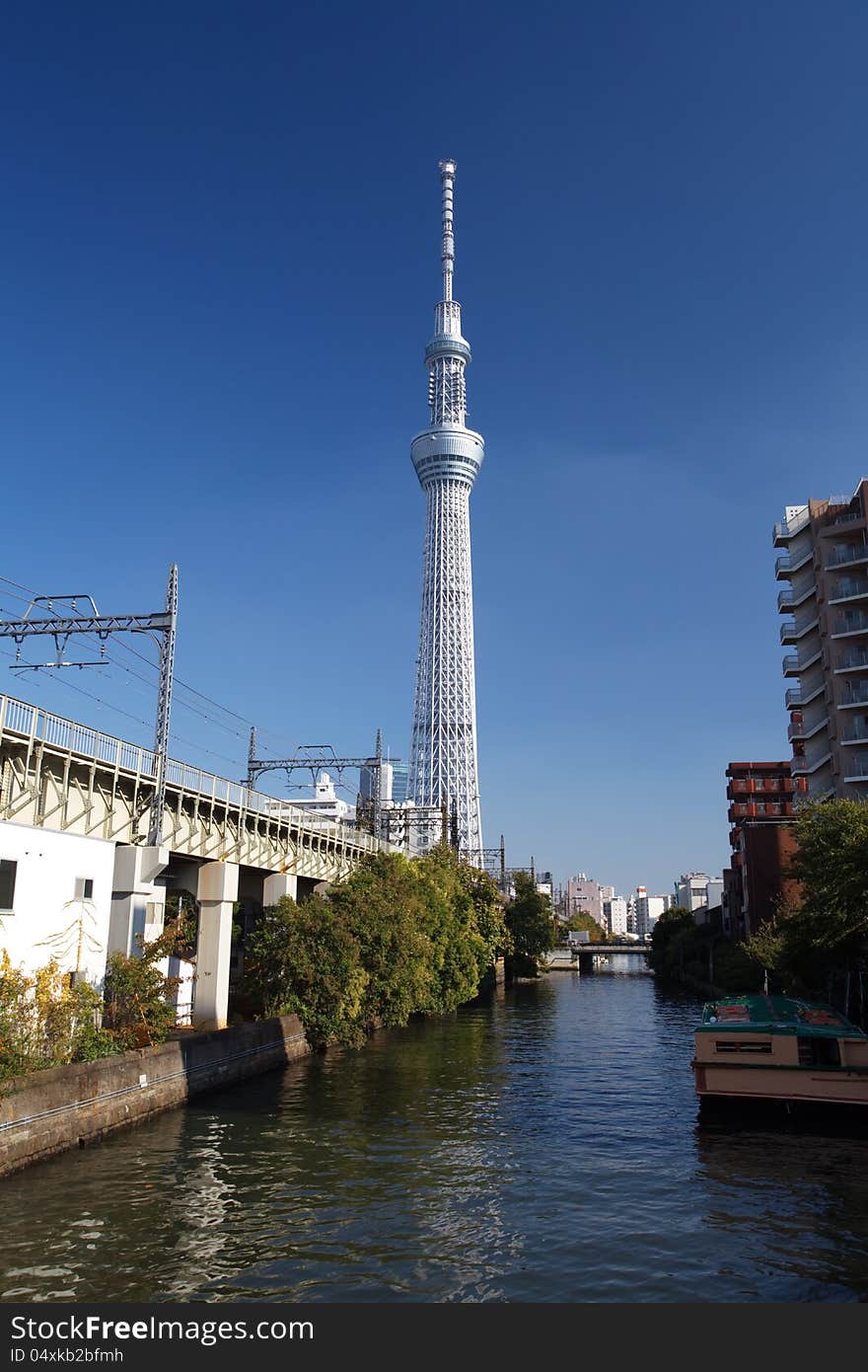 Tokyo sky tree is the world's tallest free-standing broadcasting tower ,it was finally decided on 634m