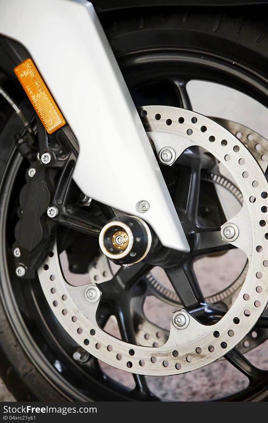 Motorcycle wheel