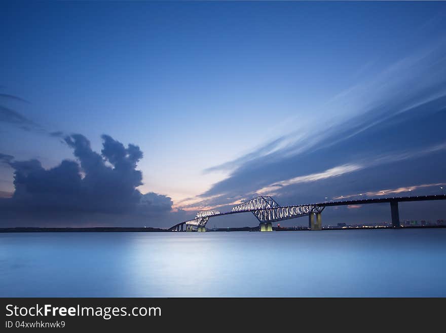 Tokyo Gate Bridge is bridge in tokyo