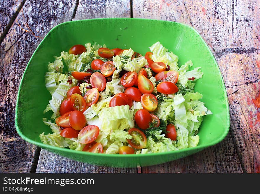 Salad with tomatoes