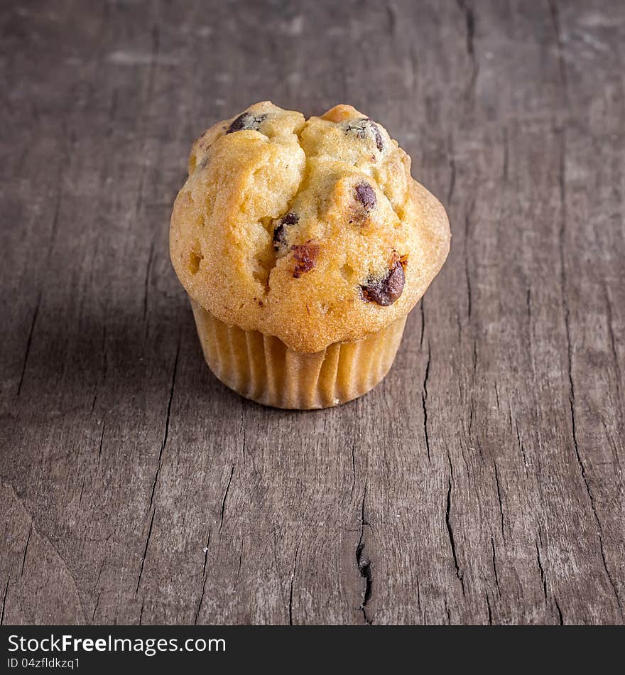 Chocolate chip muffin