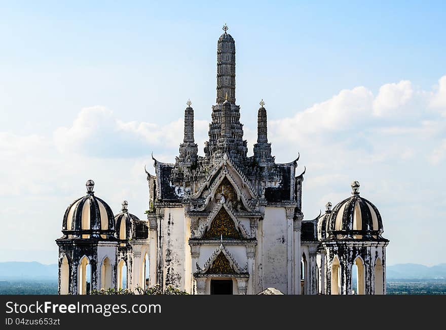 White pagoda in Phra Nakhon Khiri