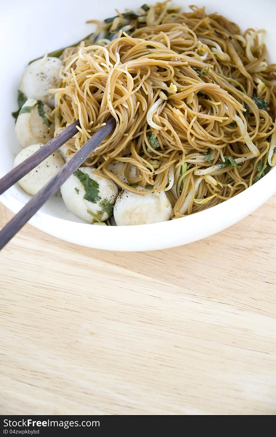 Asian noodle bowl