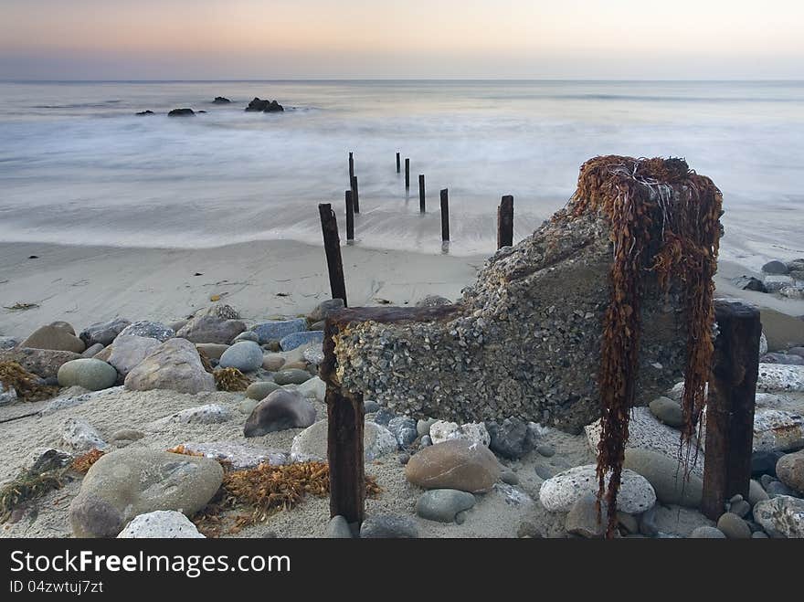 Exposure of a tidal battered drainage tract. Exposure of a tidal battered drainage tract.