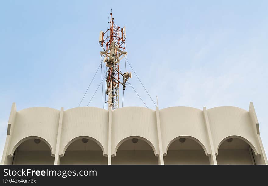 Telecommunication tower