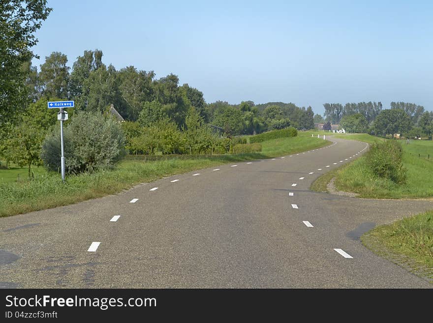 Road on a dike near Terwolde