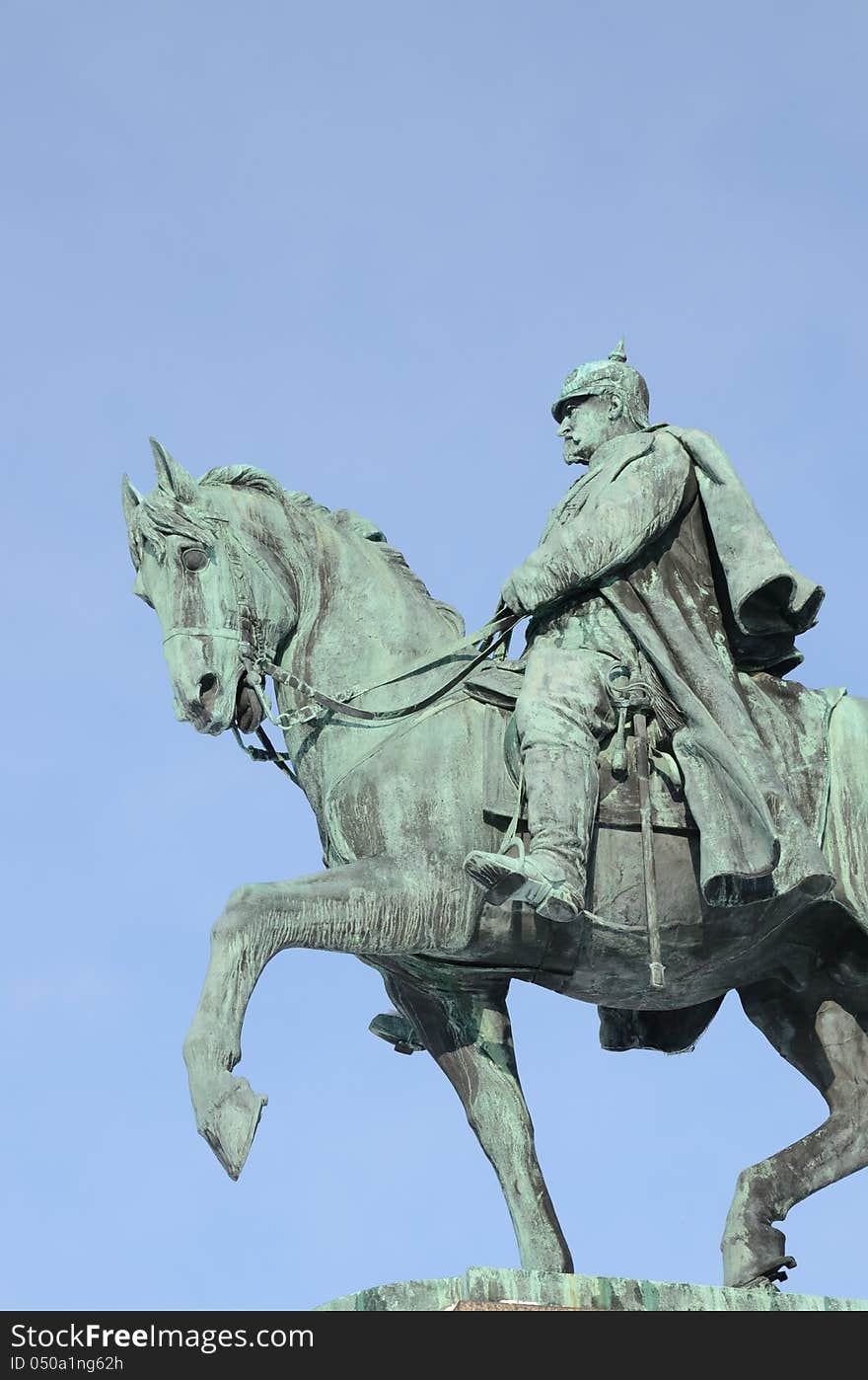 Cacalier monument duke ernst of sachen coburg gotha. Cacalier monument duke ernst of sachen coburg gotha