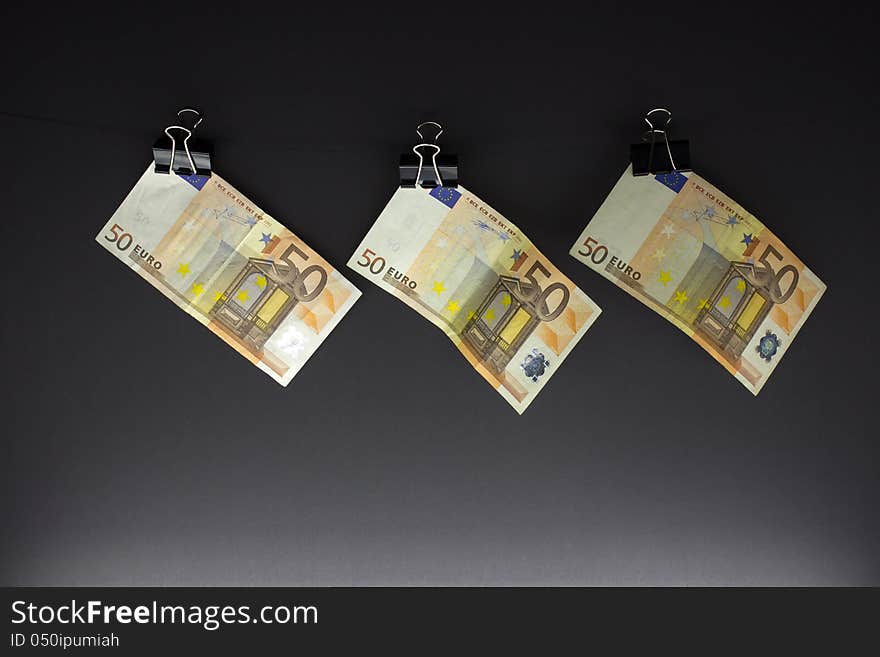 Hanging Euro