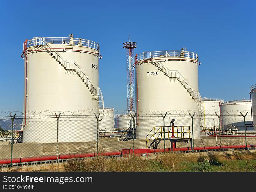 High capacity fuel tanks used for storage