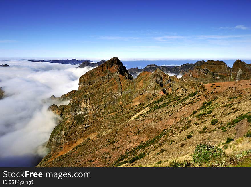 Pico Ruivo From Pico Do Areriro