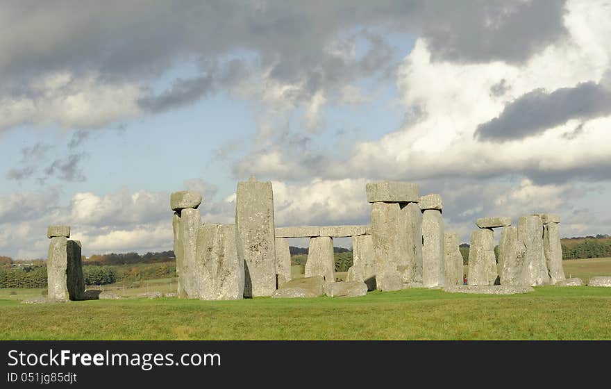 Stone Henge in Autumn