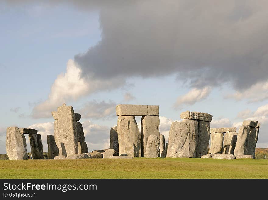 Stone Henge Full View