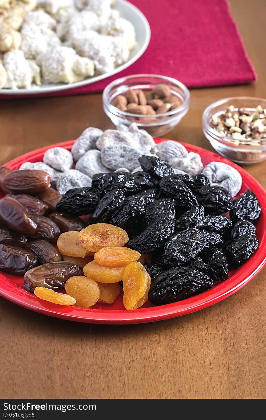 Different dried fruits