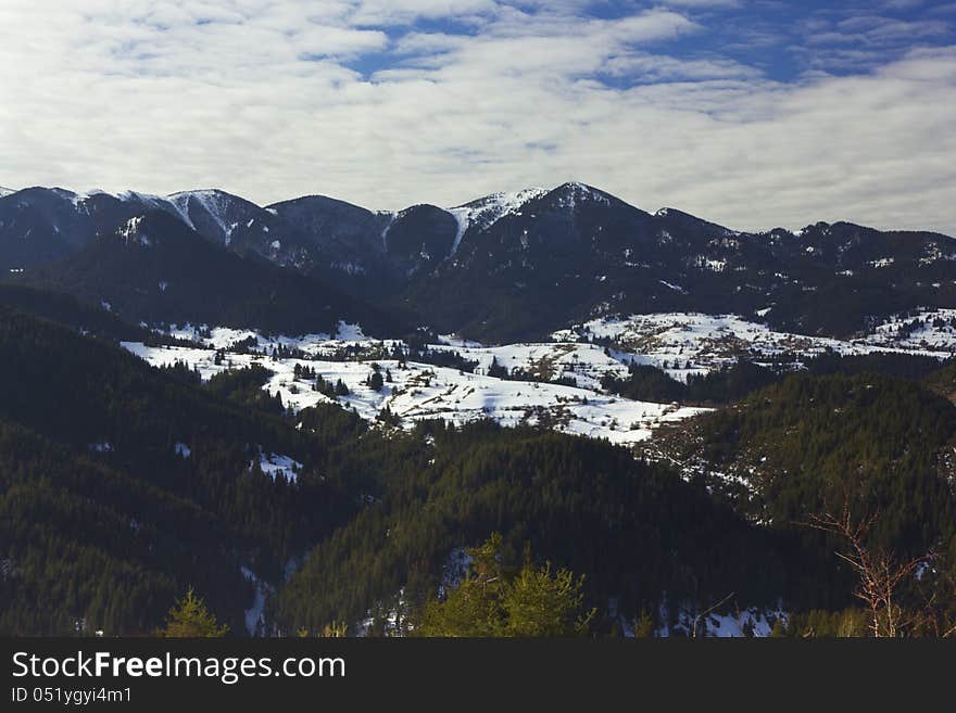 Winter landscape in Rodopi mountain_7