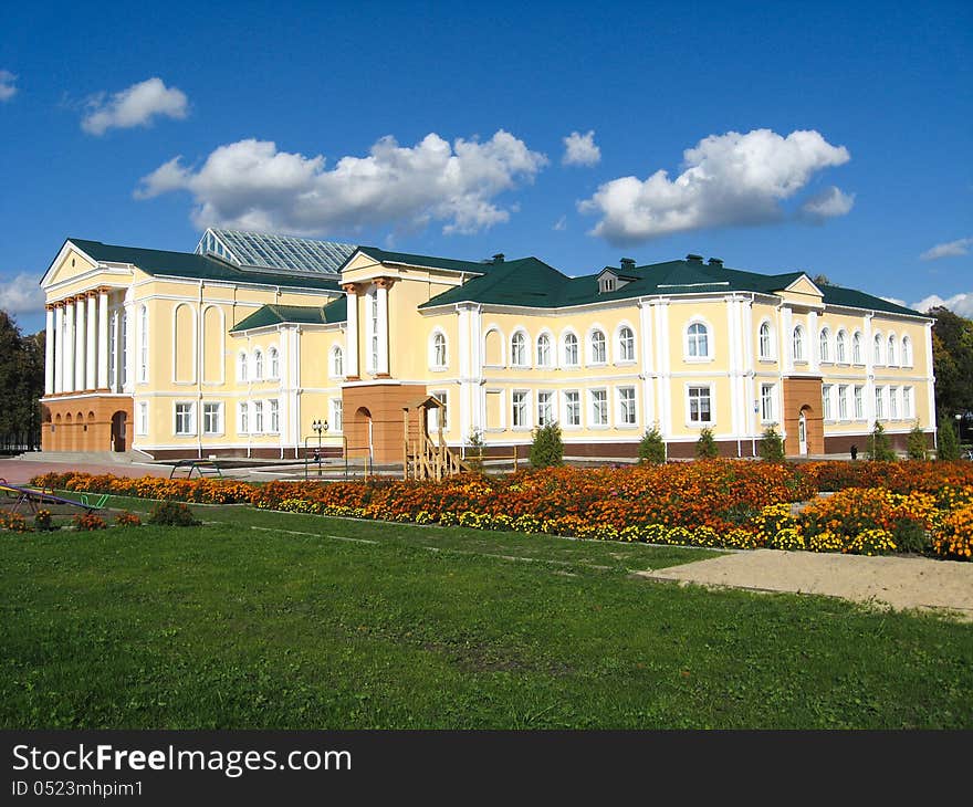 Architectural ensemble of great building with white columns