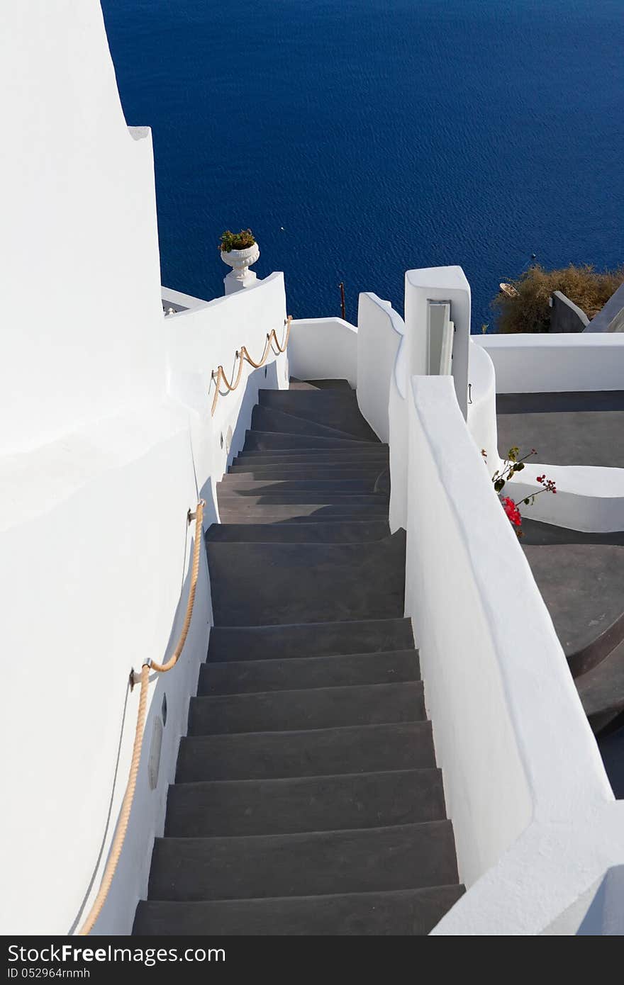 Santorini, the stairway to the sea